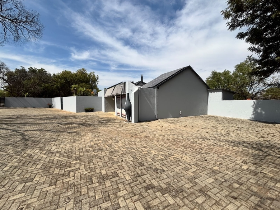 Commercial Property for Sale in Wilkoppies North West